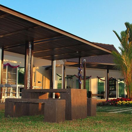 Chiangrai Green Park Resort Чіанграй Екстер'єр фото